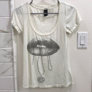 OBEY scoop neck t shirt